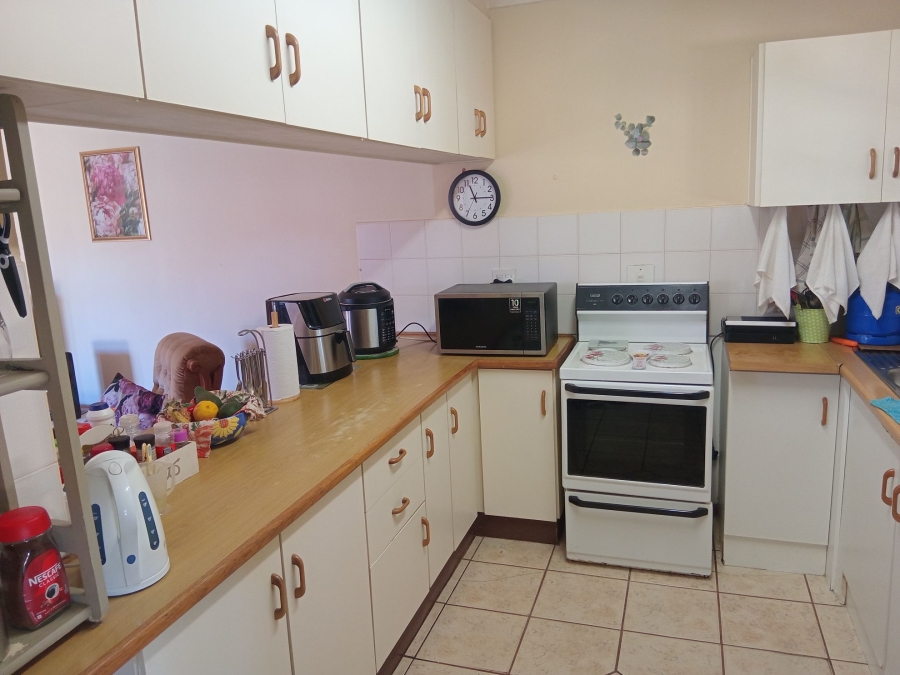 3 Bedroom Property for Sale in Heiderand Western Cape